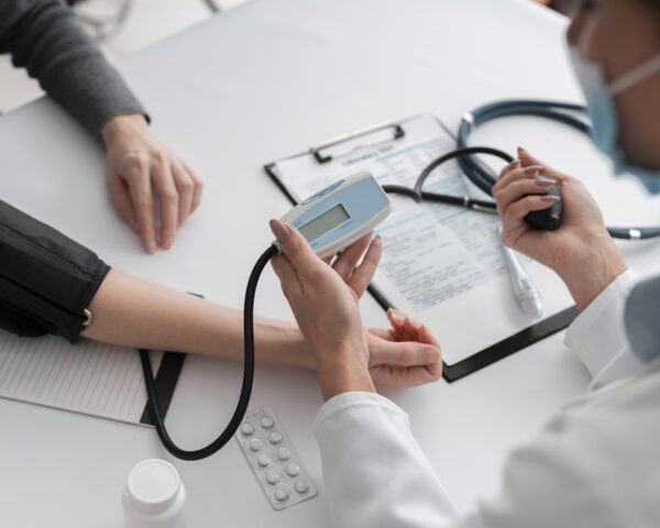 2-doctor-checking-medical-condition-of-patient 2-doctor-checking-medical-condition-of-patient